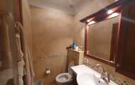 assets/images/properties/ER33 Main Floor Guest Bathroom Pic1 (CapitIL).jpg